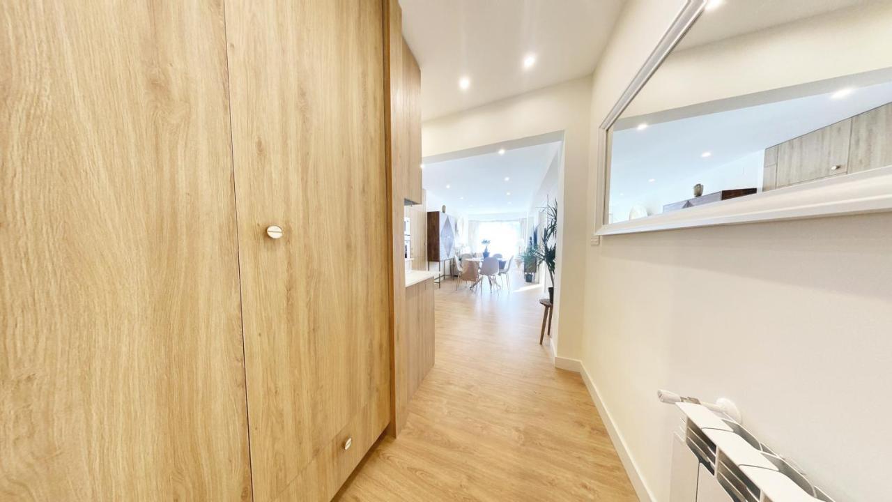 סן סבסטיאן Miramar Luxurious Flat, 3 Double Rooms, Free Parking, Terrace, Completely New מראה חיצוני תמונה