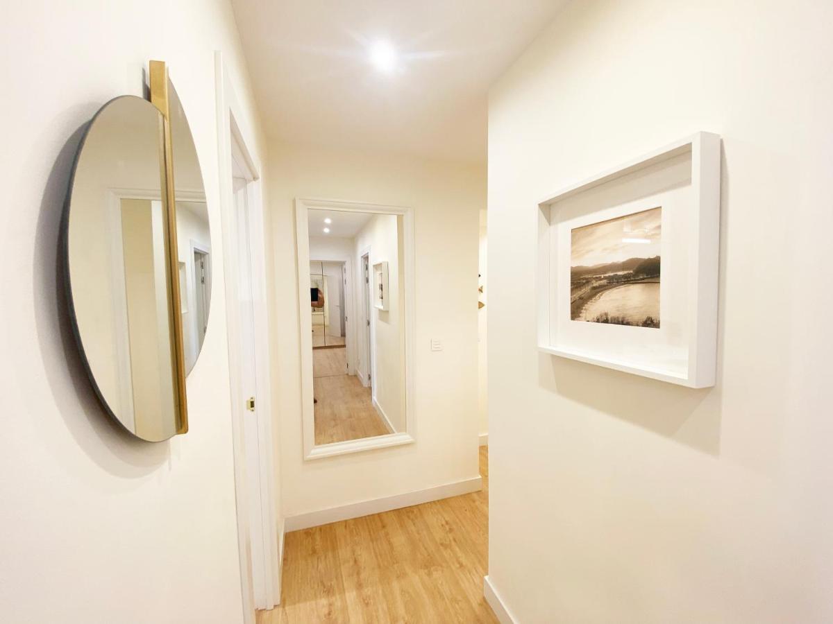 סן סבסטיאן Miramar Luxurious Flat, 3 Double Rooms, Free Parking, Terrace, Completely New מראה חיצוני תמונה