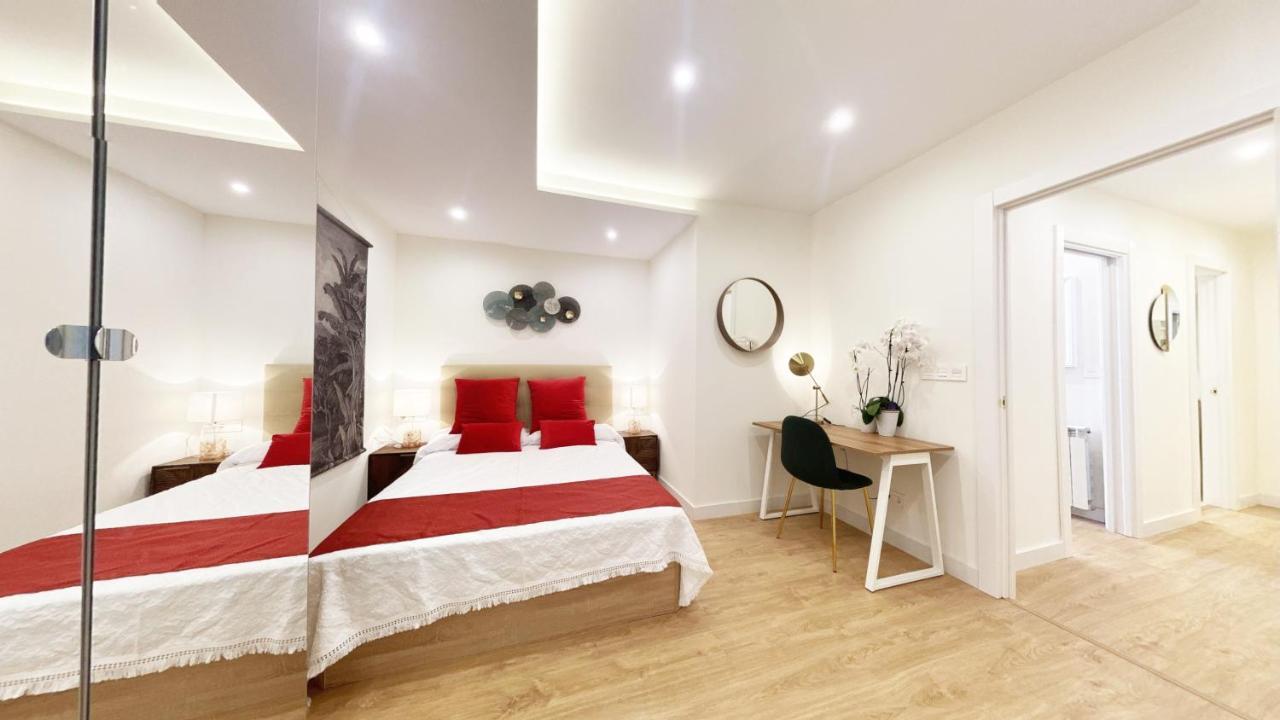 סן סבסטיאן Miramar Luxurious Flat, 3 Double Rooms, Free Parking, Terrace, Completely New מראה חיצוני תמונה
