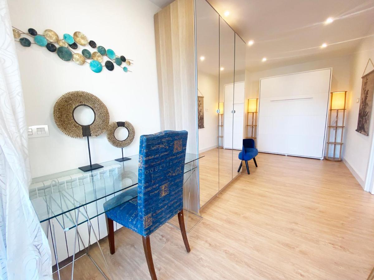סן סבסטיאן Miramar Luxurious Flat, 3 Double Rooms, Free Parking, Terrace, Completely New מראה חיצוני תמונה