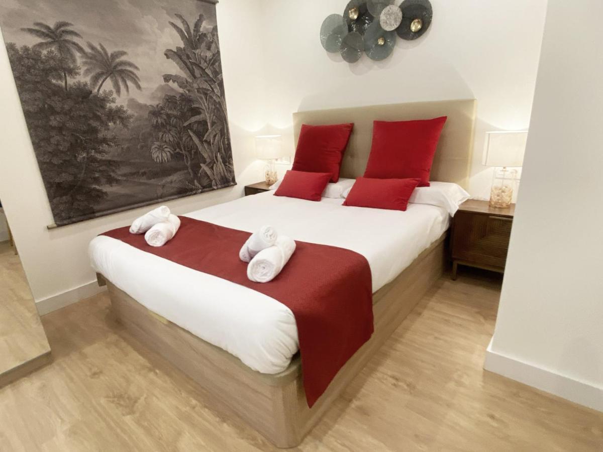 סן סבסטיאן Miramar Luxurious Flat, 3 Double Rooms, Free Parking, Terrace, Completely New מראה חיצוני תמונה
